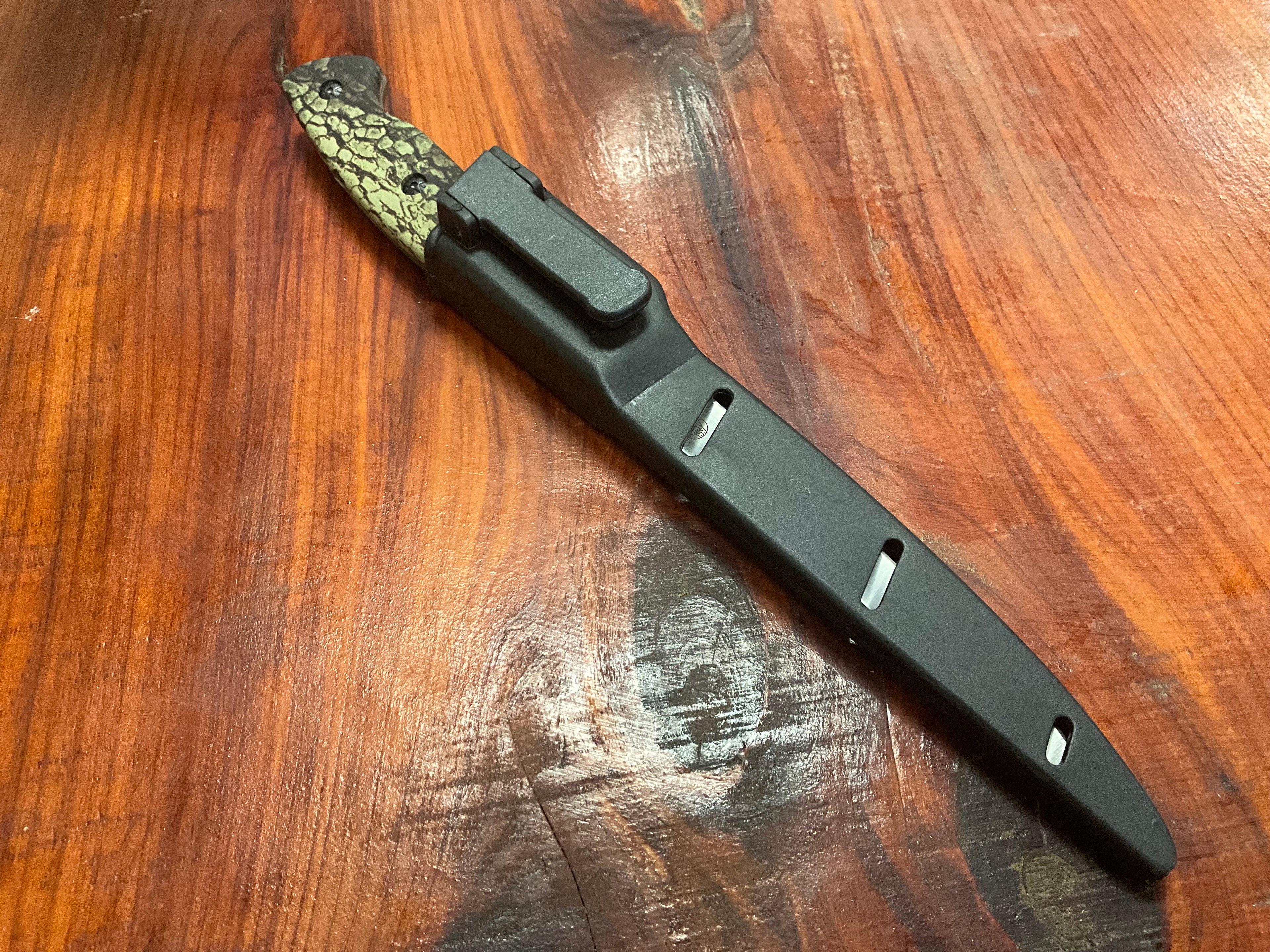 THE RILL SIMPLE TOOLS WATERMAN CAMO FILET KNIFE 009