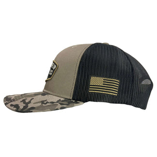 Hold Fast Never Give Up Men’s Cap