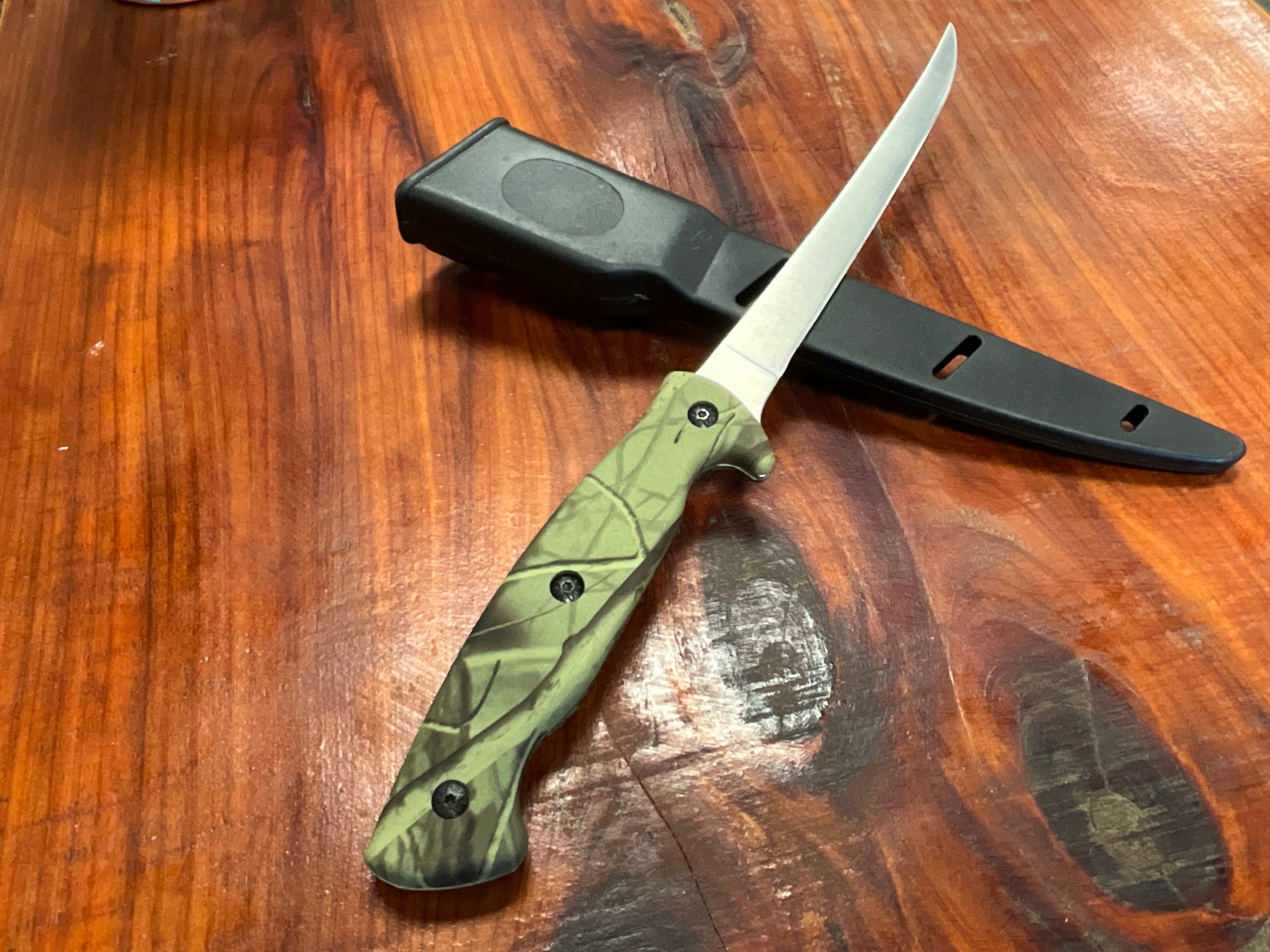 THE RILL SIMPLE TOOLS WATERMAN CAMO FILET KNIFE 009