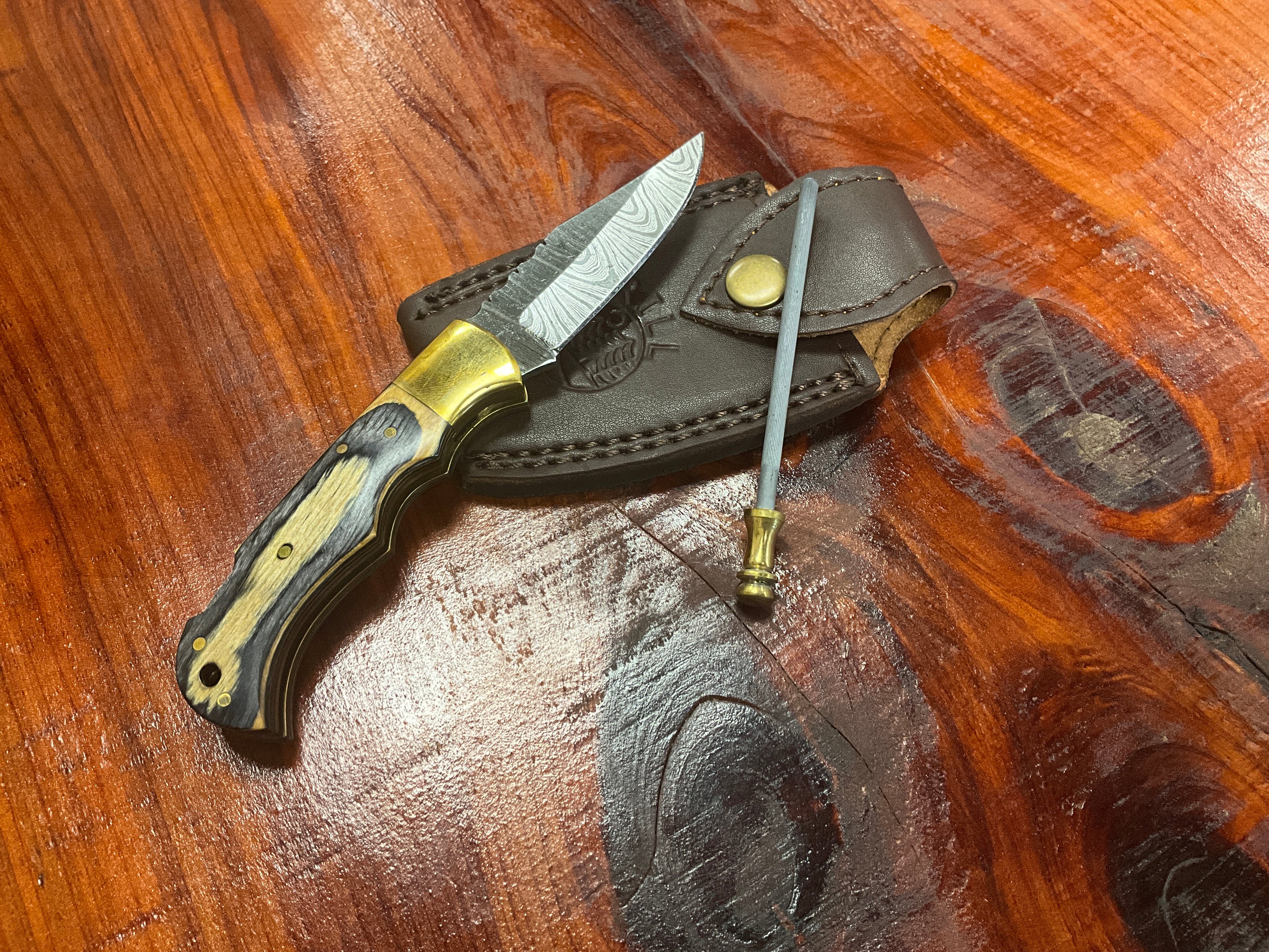 RILL SIMPLE TOOLS Dark Seas folding Damascus skate deck recycler