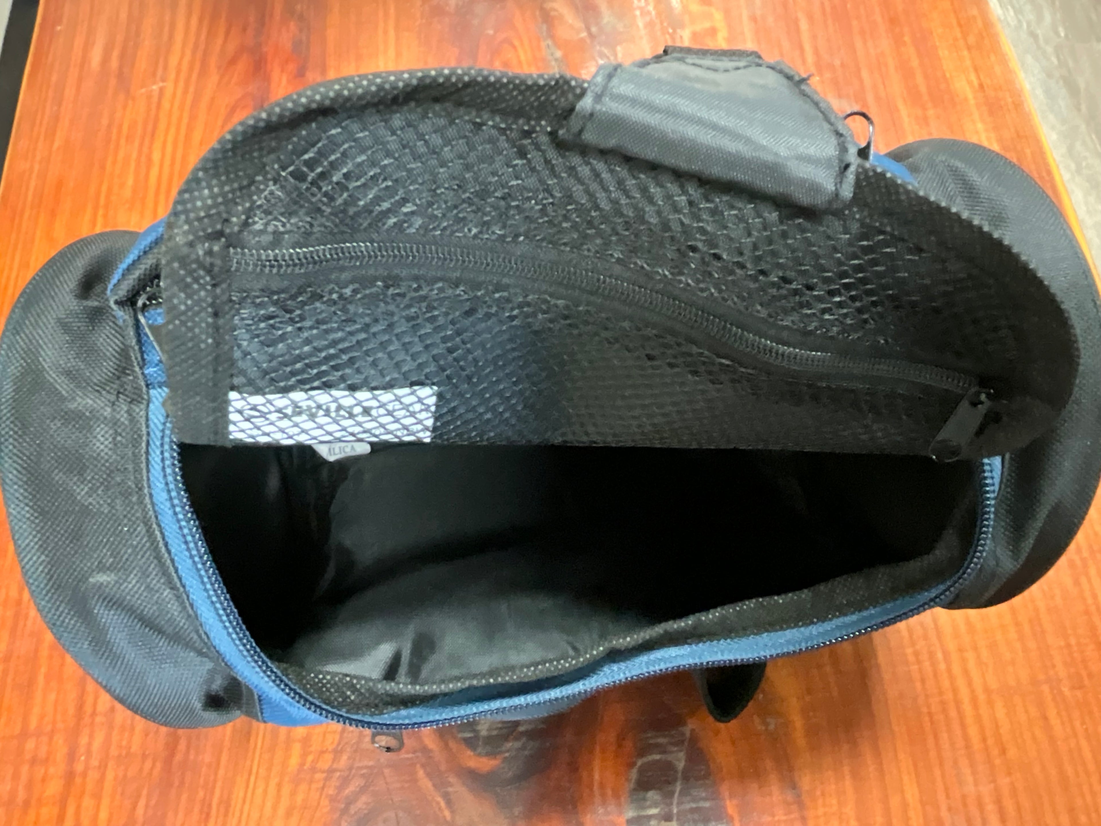 GOLF BAG TOILETRY KIT