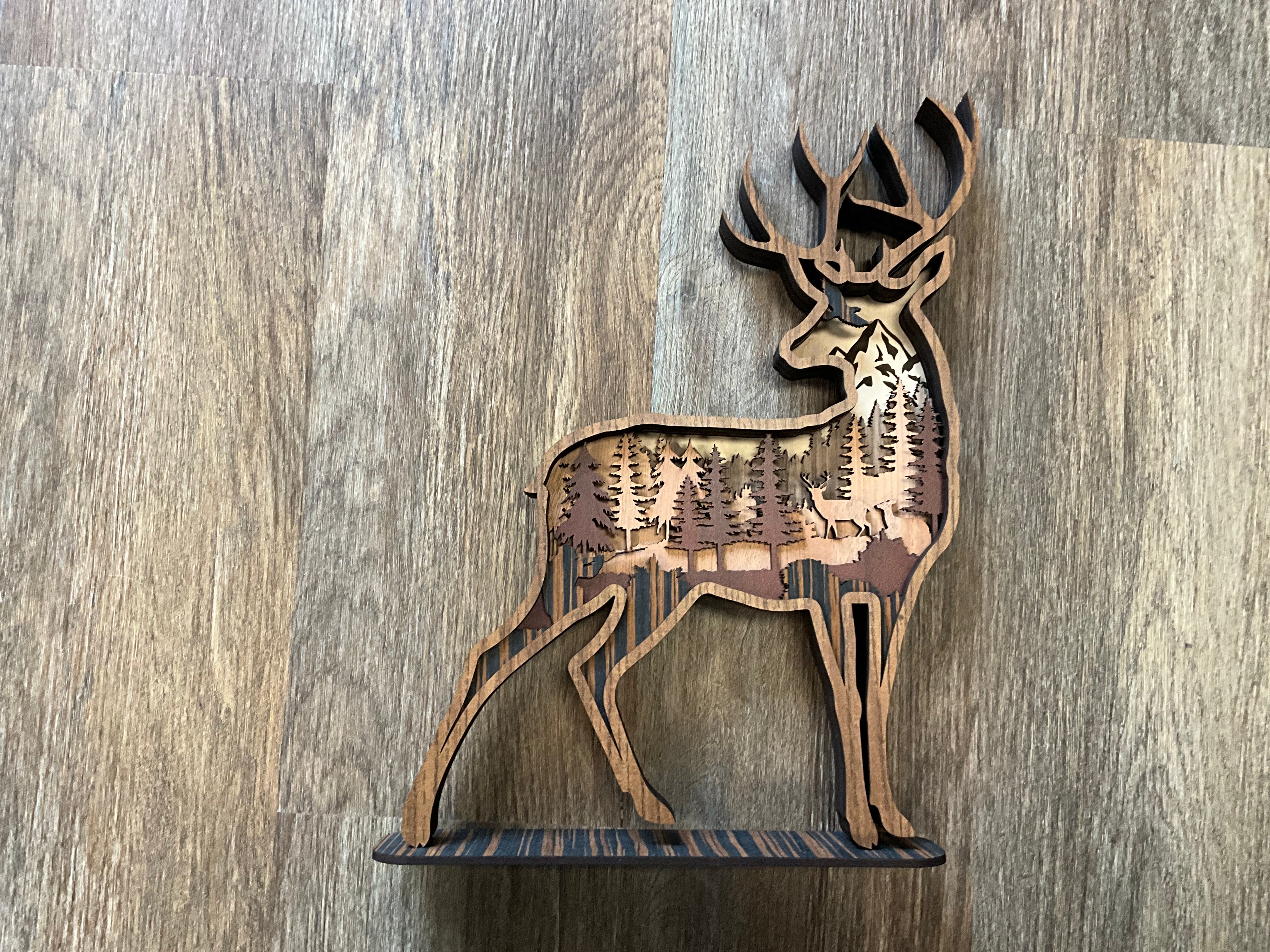 Standing deer plaque
